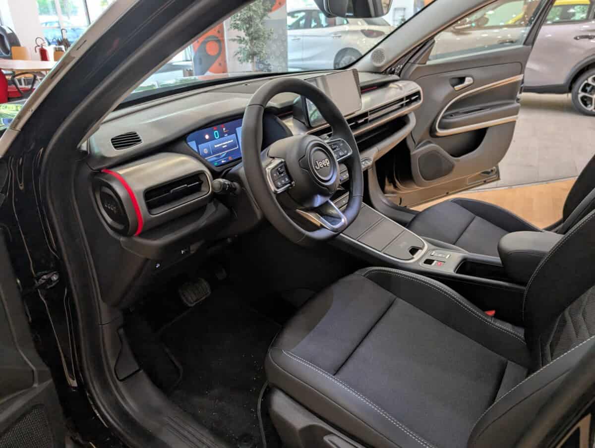 jeep-avenger-summit-mild-hybrid
